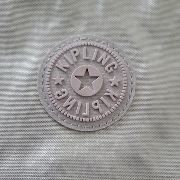 Kipling crossbody purse- silvery purplish metallic - Picture 2 of 10